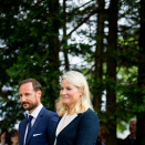Kronprinsparet tar del under siste tre stopp av Kongeparets jubileumsreise - i Bergen, Stavanger og Kristiansand. Se også eget fotoalbum om reisen. Foto: Lise Åserud / NTB scanpix